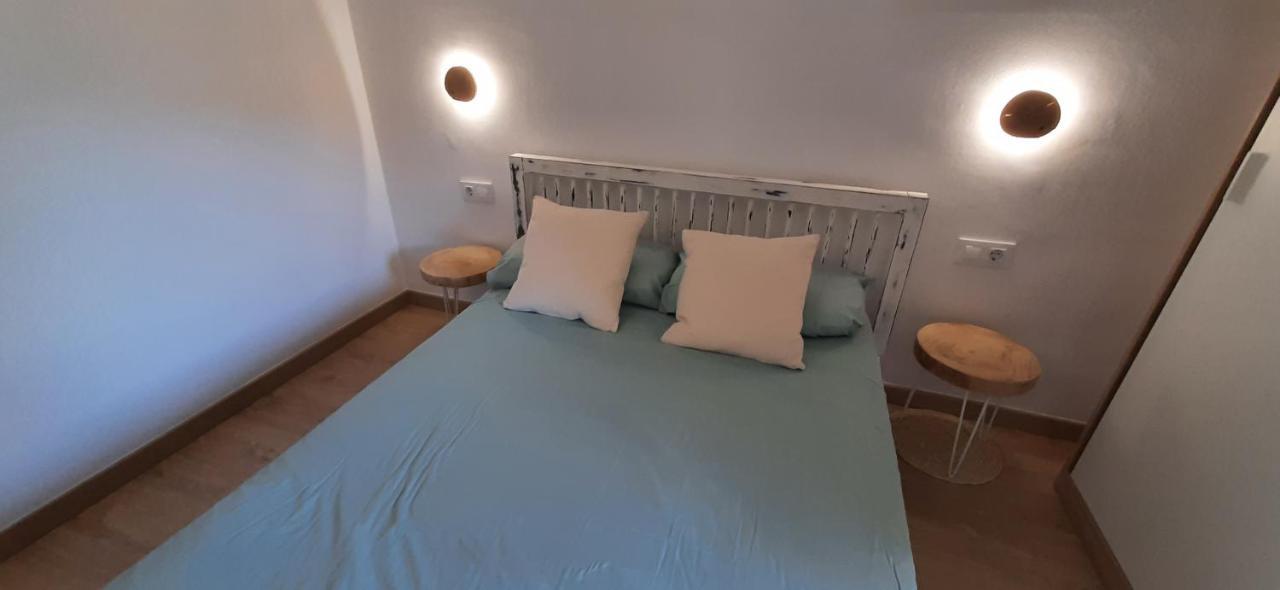 Precioso Apartamento En Primera Linea De Mar L' Escala Екстериор снимка